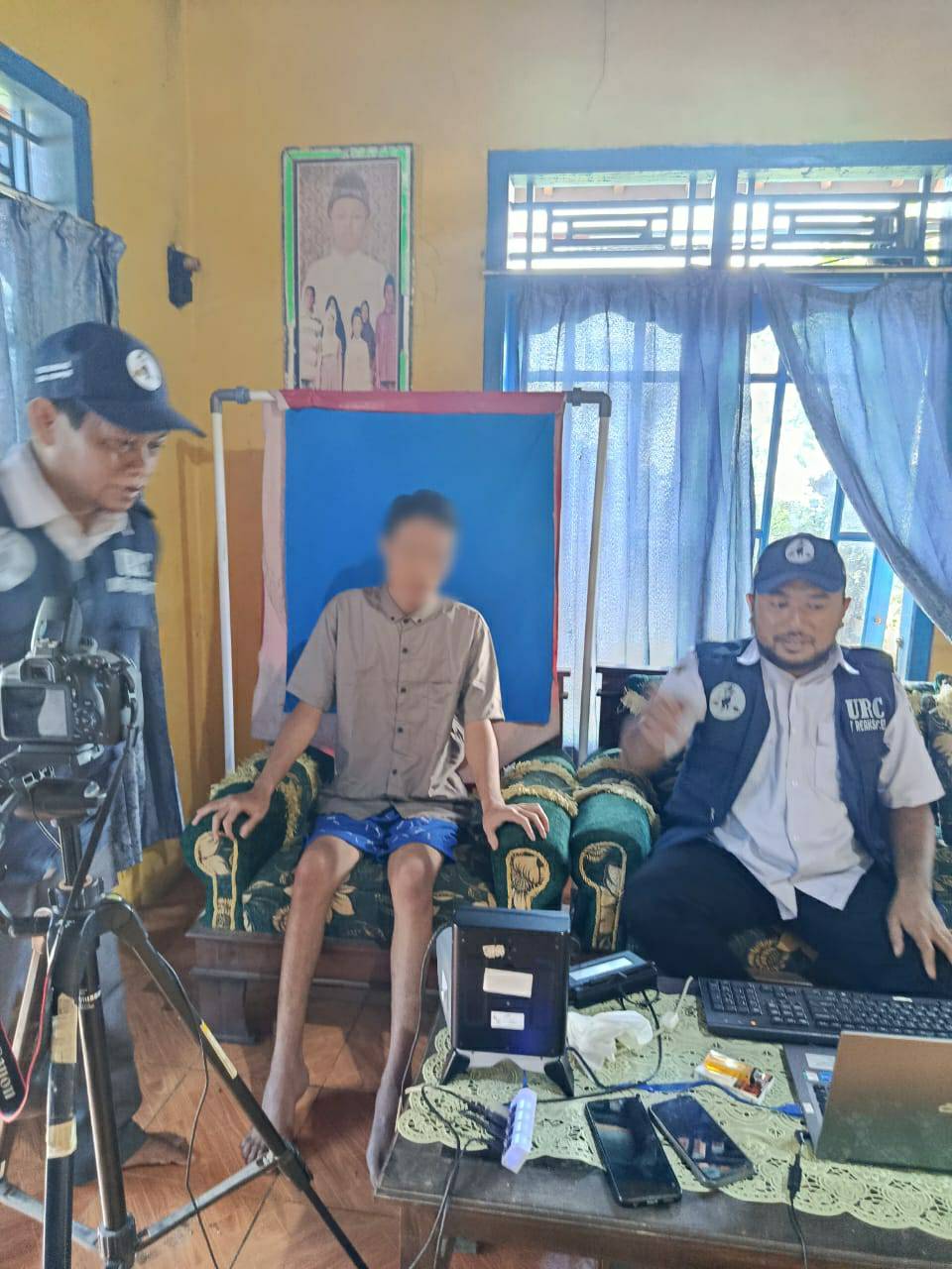 Disdukcapil Lakukan Jemput Bola Perekaman KTP-el bagi Penduduk Rentan di Desa Kutorojo